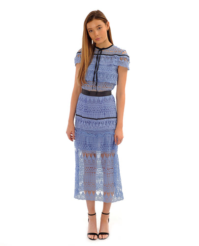 Rent dress | Blue lace ruffle midi dress | Hirestreetuk.com