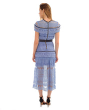 Rent dress | Blue lace ruffle midi dress | Hirestreetuk.com